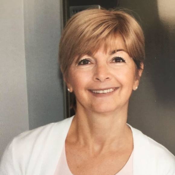 Meet your Posher, Sylvie - Picture 1 of 1